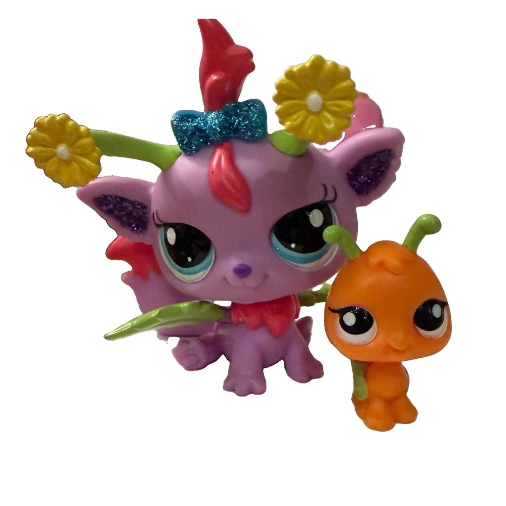 Hasbro fairies includes display